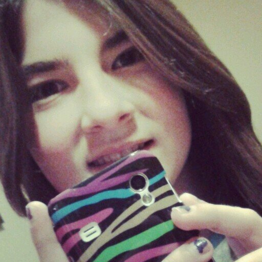Directioner loca y alegre. Son mi vida y los quiero. Amo a los One DIrection. Estudiante de 2  de eso