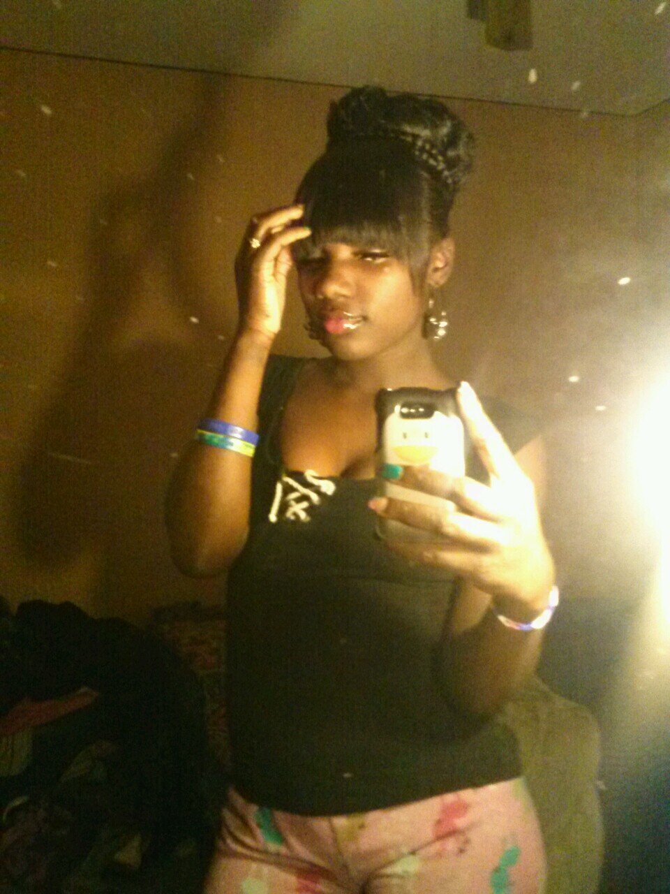 ♥♡|Pretty ass darkskin girl |im single af |18| smart| funny|♥♡