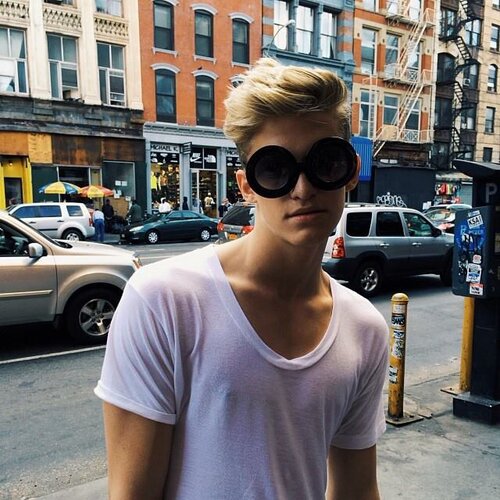 whats a cody simpson
