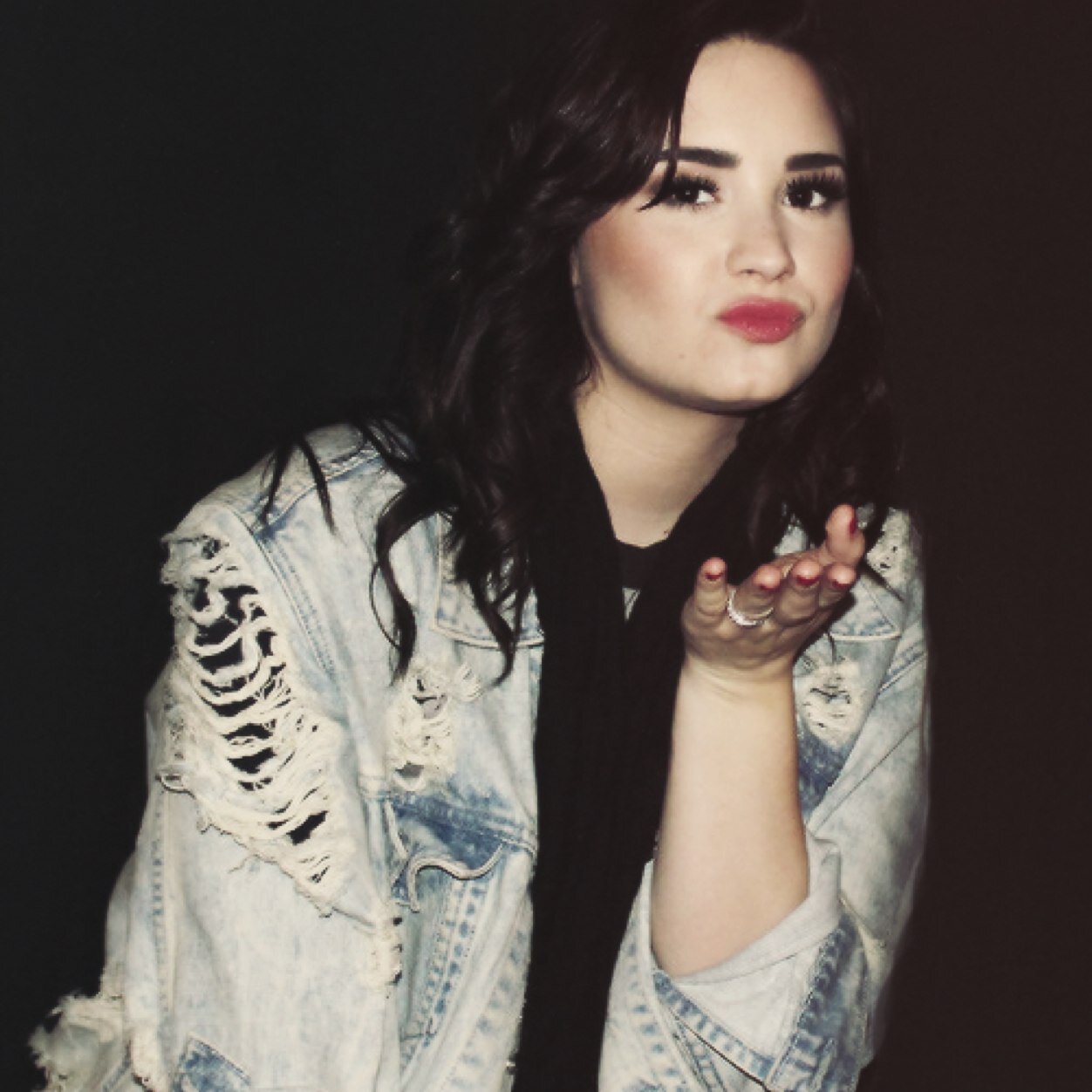 free follow from @hairpornlovato :)