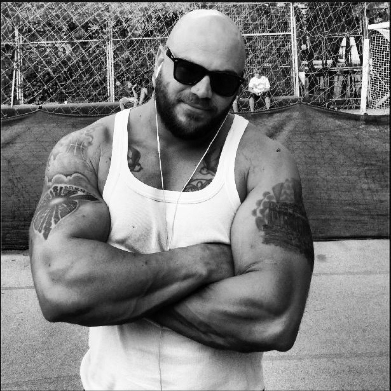 Dj & Producer for @Catblackrecords / #House #Garage #DeepHouse
