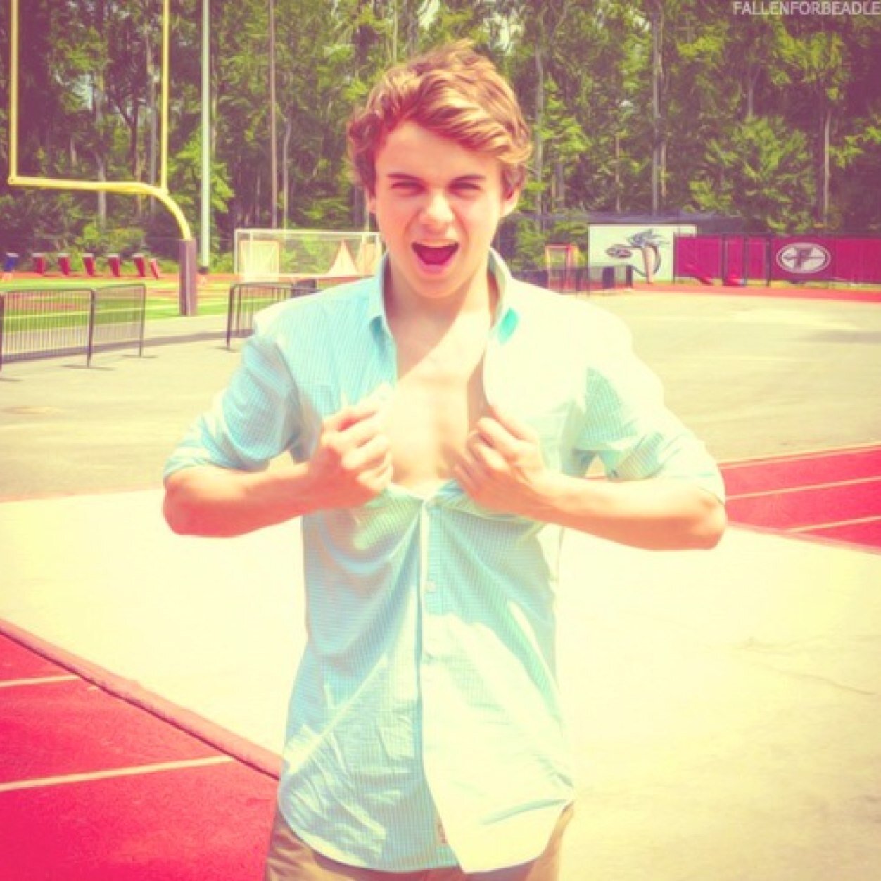 ITSBeadlesArmy's profile picture. ✌️H I. ChristianBeadlesfavboy