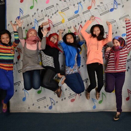 I love Allah swt . MY bias : @donghae861015 @gaemgyu | @ELVOST | @KOSTHREE | IPB 50 : Komunikasi