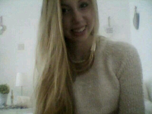 Zernike 3C ~ insta: xdaniielleee ~ Best friends ~ Live, Laugh, Love.