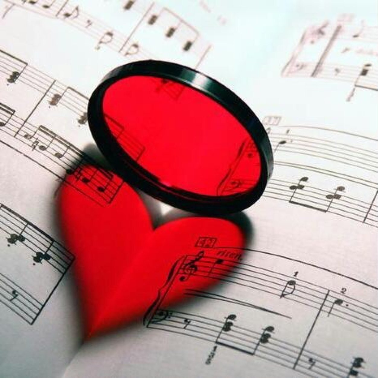 richielove6's profile picture. 