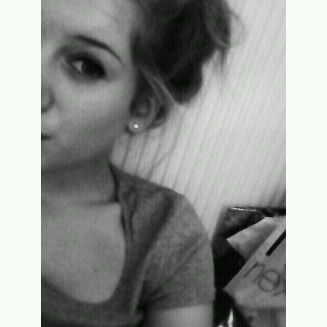 FOLLOWFORFOLLOW                                                                           13/05/14 x