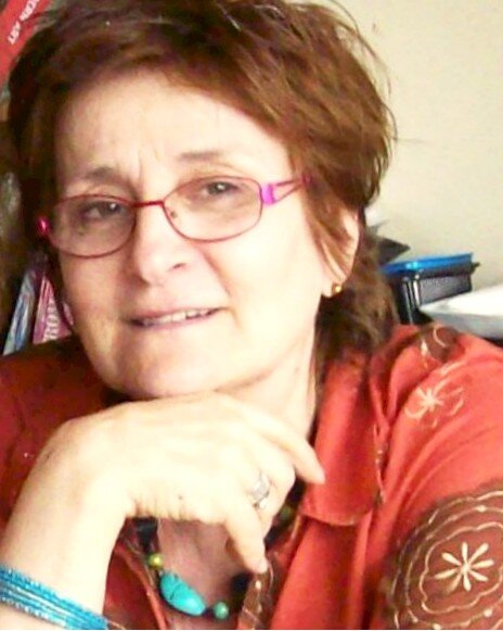 CBussires's profile picture. Artiste en arts visuels et spécialiste en arts pour atelier de groupe.