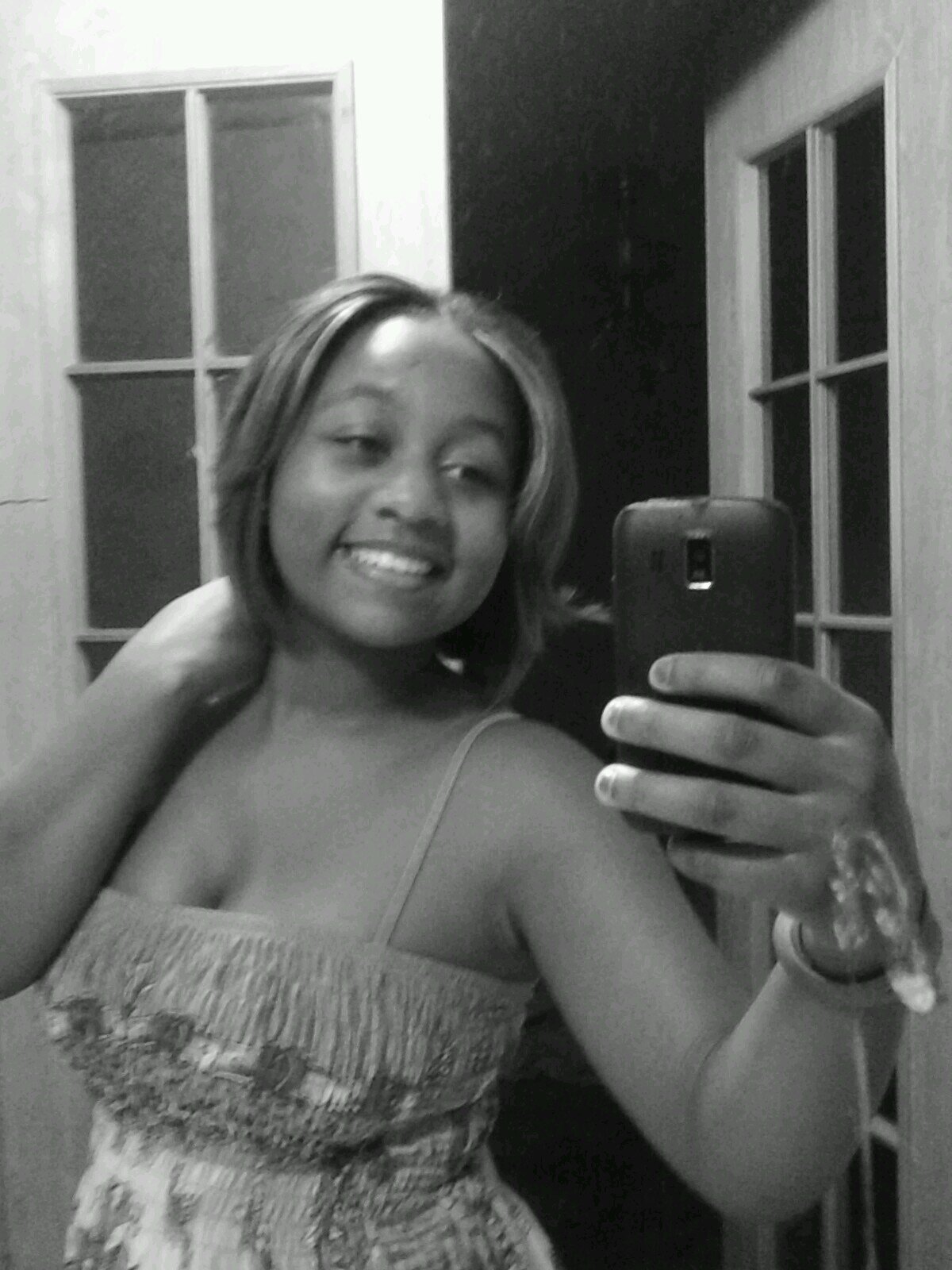 look at mhee,tho!!!! :)))