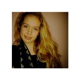 Zingen & acteren| singing is my life ♡ |Love my family | Sanne & Renske zijn mn besties |instagram; liekevandelaarx