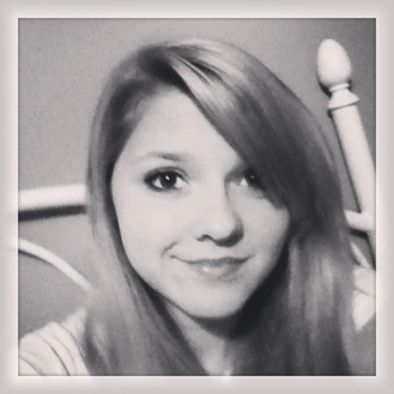 Im 14 and i love bands! My friends and family are the greatest things in my life!