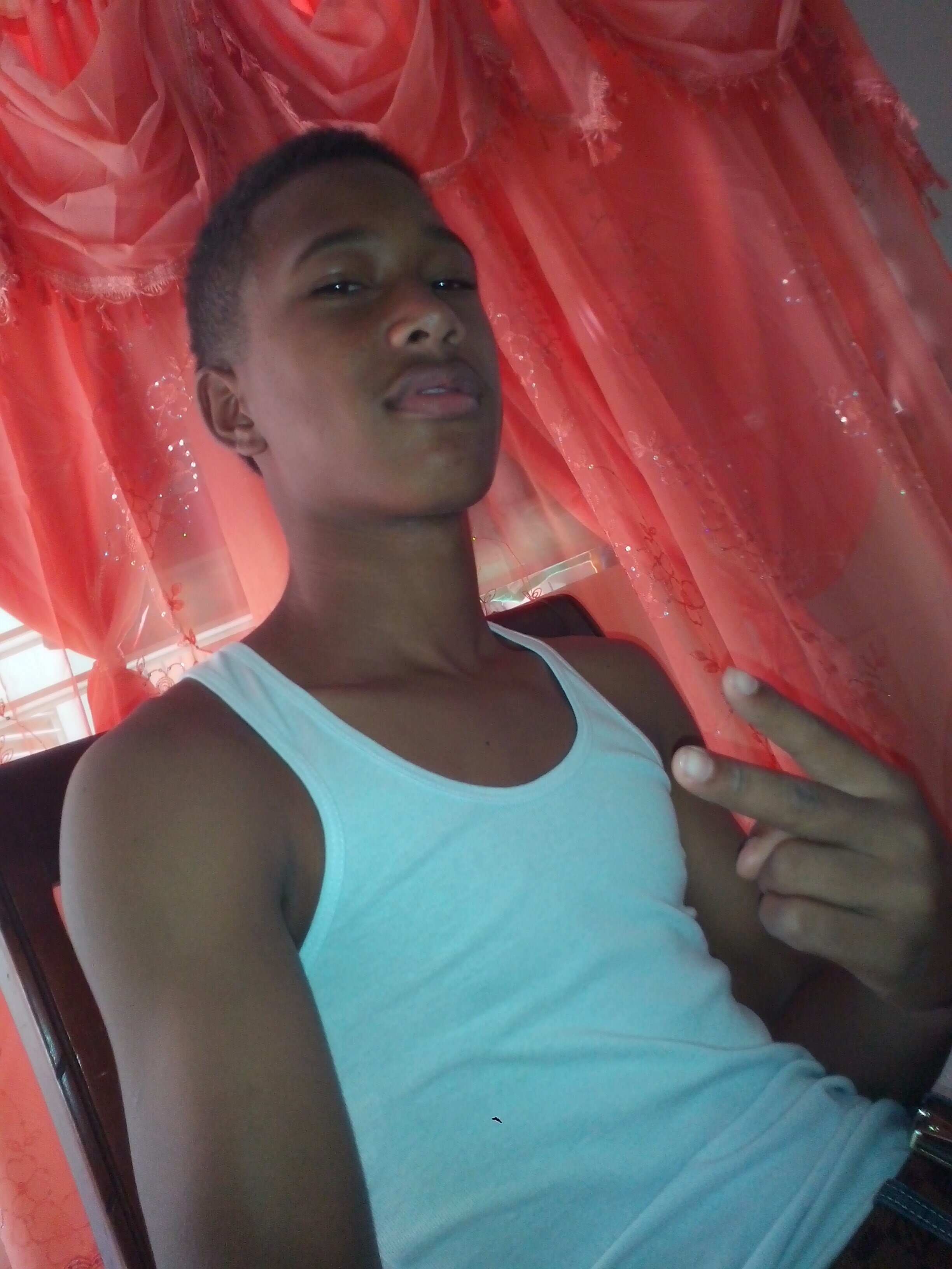 elmenol3229's profile picture. 