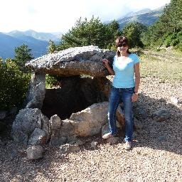 infermera, antropòloga, màster en
antropologia mèdica, infermera penitenciària