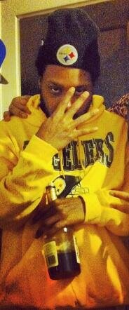 RUNT_GANG_CAPO's profile picture. CAPO IS DA NAME IM JUST RGKI (RUNTGANG KOOLIN IT) YA DIG