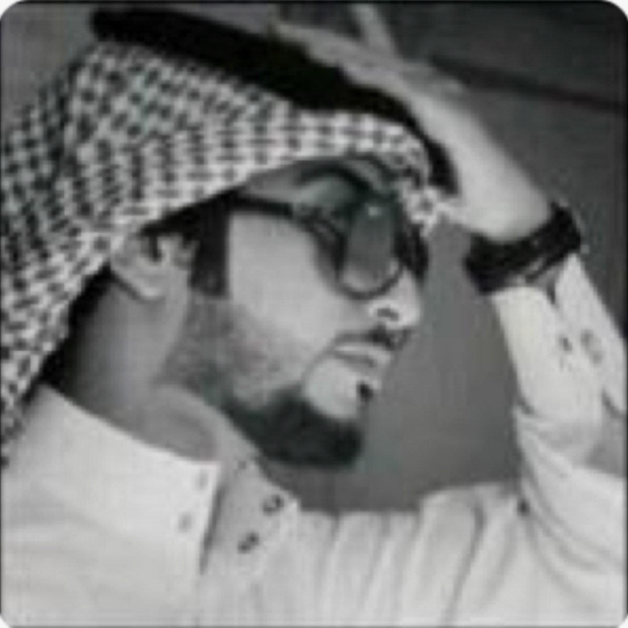 وٌتٌـبًقُى سِـيِرة آلَذِکْرى قُصّـيِدٍهّـ تٌـکْتٌـبً آلَتٌـرحًآلَُ