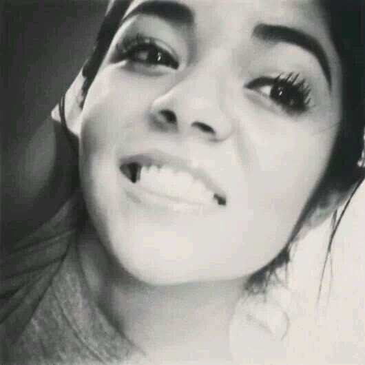 Hii. I'm 16 and I'm in loove with Louis Tomlinson. Hes like super attractive. Do me a favor and follow me pleeease! (: