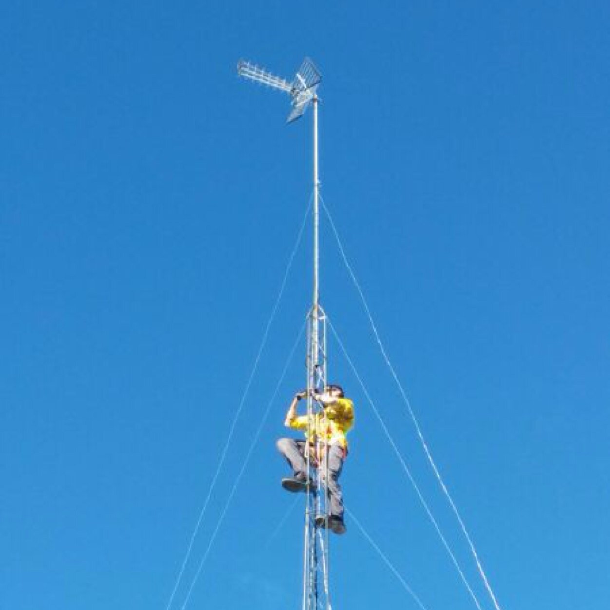 BRLFuenlabrada's profile picture. Empresa de Telecomunicaciones y de electricidad de Fuenlabrada.
#ServicioEsencial durante la crisis del #Covid-19 #Coronavirus
Contacto: 910 292 278