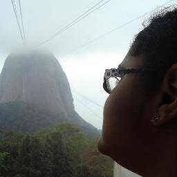 JuliaMOlivei's profile picture. 