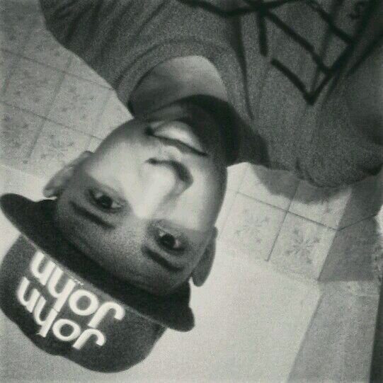 Eu Axo Eh Poko ✌