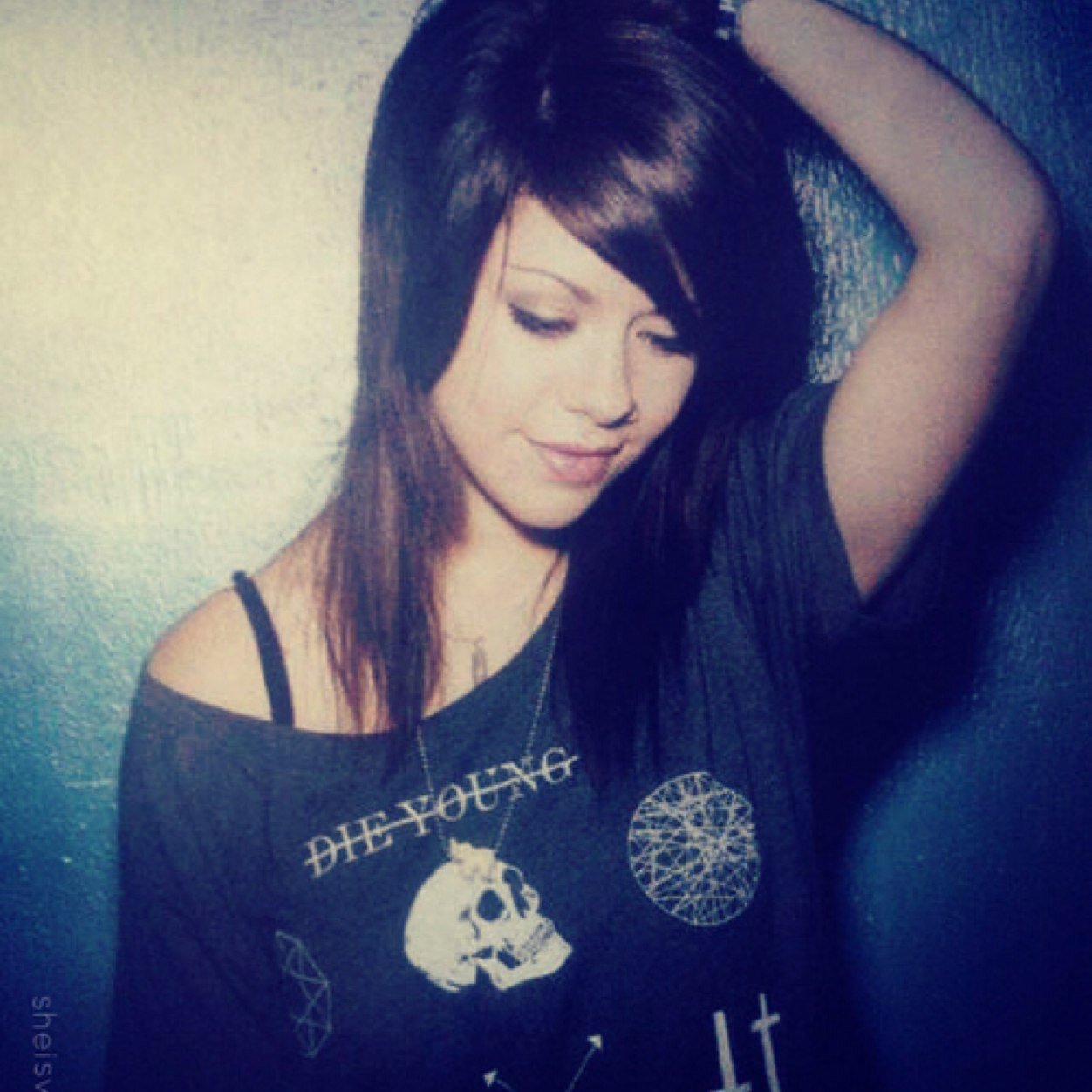 TeenageSpitfire's profile picture. My mind's filling up with the wicked games, up in flames. How can I fuck with the fun again, when I'm known? [THG-RP]