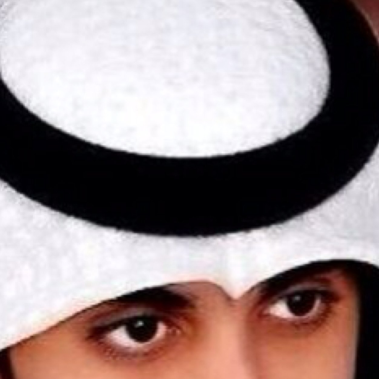 نبقي بدو ونفتخر حتي لو كان مستوانا حضاري