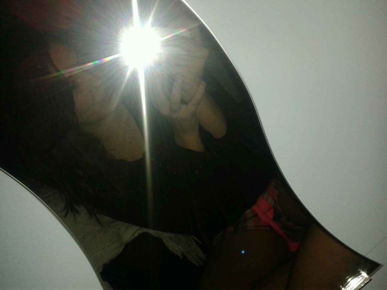 kilbey_nicole's profile picture. Is it wierd that your bra reminds me of a Katy Perry song ◇