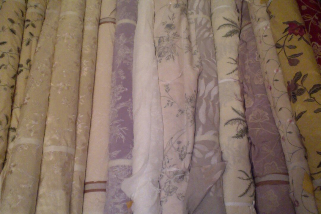 I sell high end Designer Curtain Fabrics specialising in embroidered silks and linens from Colefax & Fowler.  Get Beautiful Fabrics at Amazing Discounts...Now !