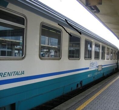 marcointercity's profile picture. viaggio in treno da Orte a Roma tra impiegati, disoccupati, imprenditori, studenti, operai, professionisti, poveri e sfruttati, in compagnia di Twitter.