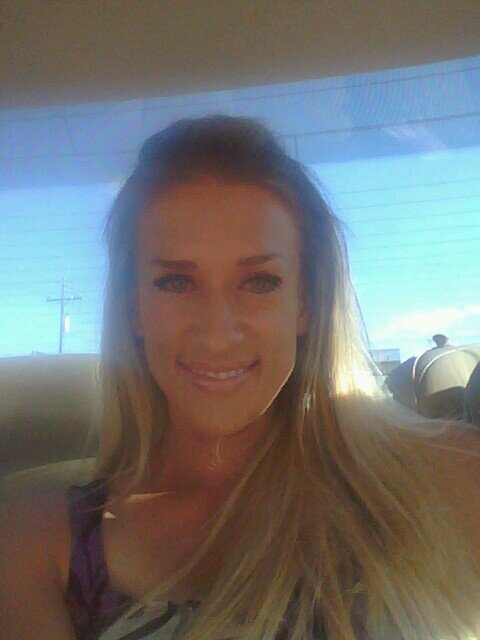 Wife, Mom, Personal Trainer, and NGA Figure Pro/NPC Figure Competitor.  Sponsor: Fit Wrapz