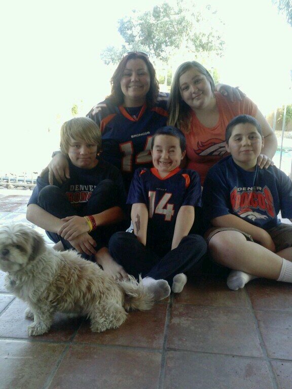 I'm a divorced mom of 4 amazing kids and an Army Vet #USA #Patriot. In LE for 25 years & I value independent thoughts and 1A, 2A rights. No Crypto & No PMs.