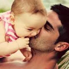 sou
 pai de uma menina que só pensa no victor.. minha filha respira o 
@souvictorsantos.. Linda, rebelde, chata, victorzete e é minha FILHA