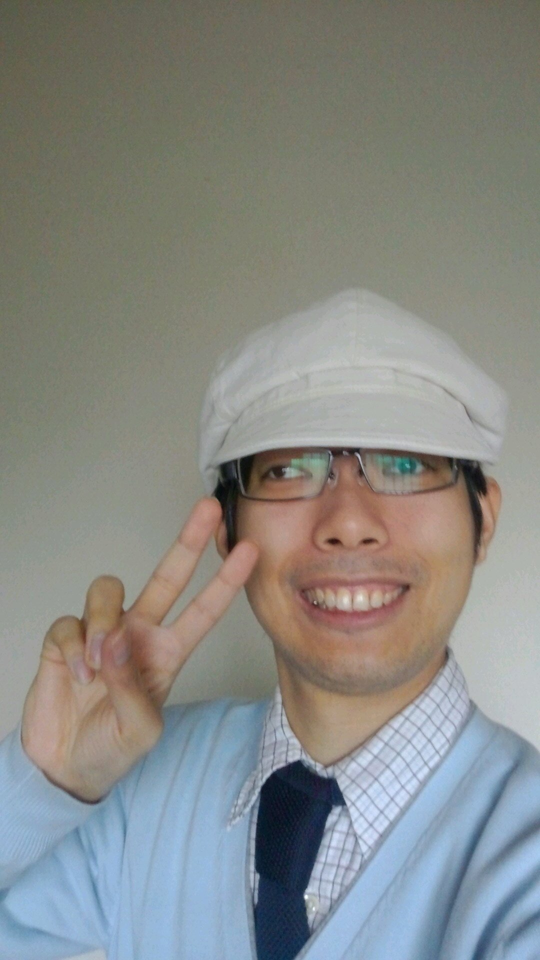 埼玉県川越市在住の安藤裕貴(あんどう・ゆうき)と申します。よしもと・松竹のトーク・ネタライブなどを観ることが好きです。理系眼鏡男子です(笑)。笑っていいとも！のファンです。よろしくお願いします。
