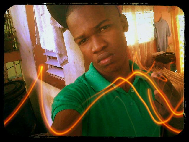 :-♫Yerry_HD$♫ ♫HowMusic♫ http://t.co/oaq1koLSxq Wiiz Khalifa-- I Loveoo.