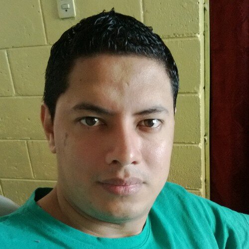 Soy el resultado de todas las virtudes y defectos que se me fueron atribuidas: amor y odio, verdad y mentira, amistad y soledad...