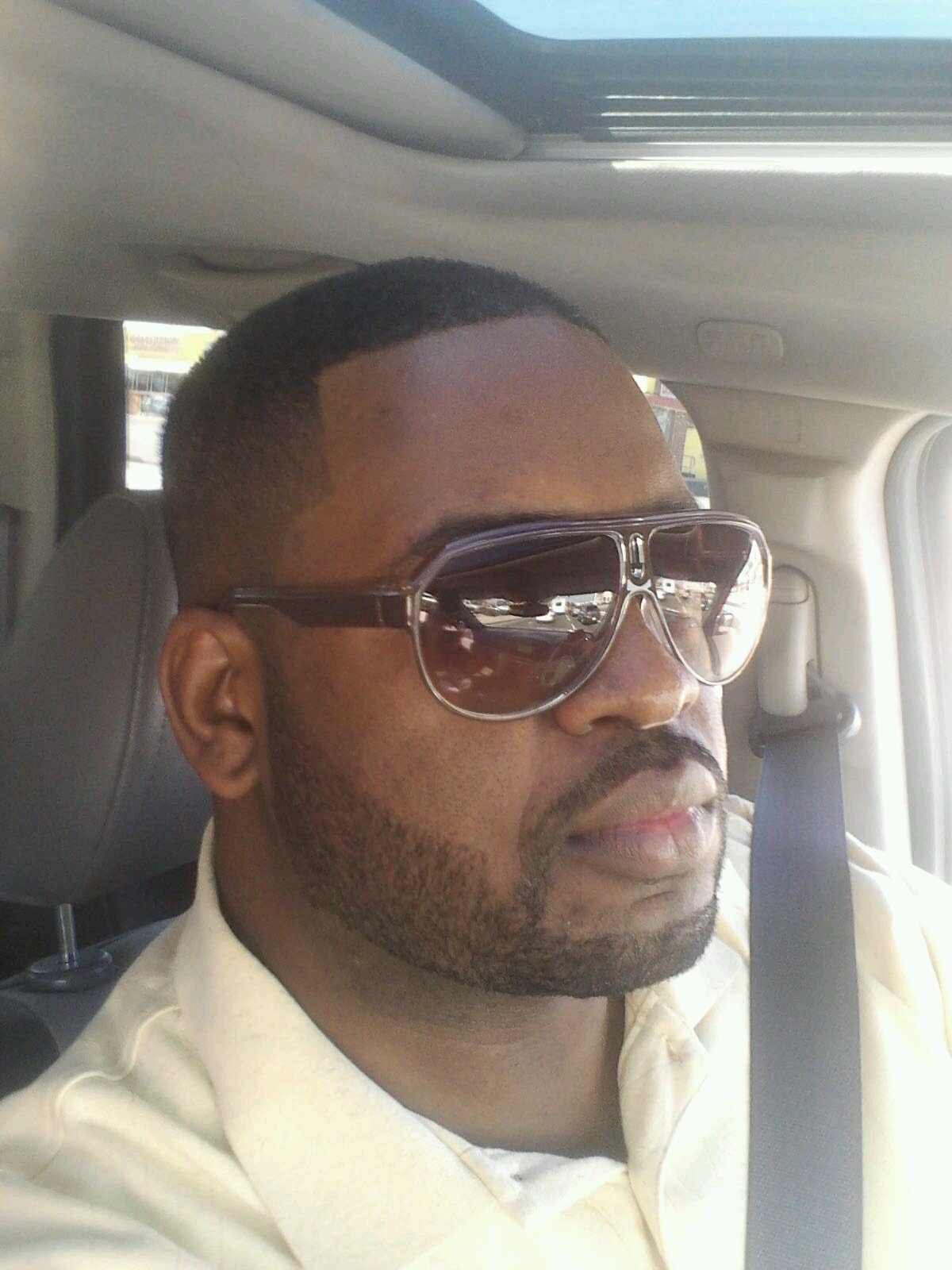 UrbanElement's profile picture. Still an analog guy in a digital world!