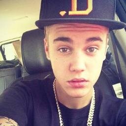 justin B aki SQN