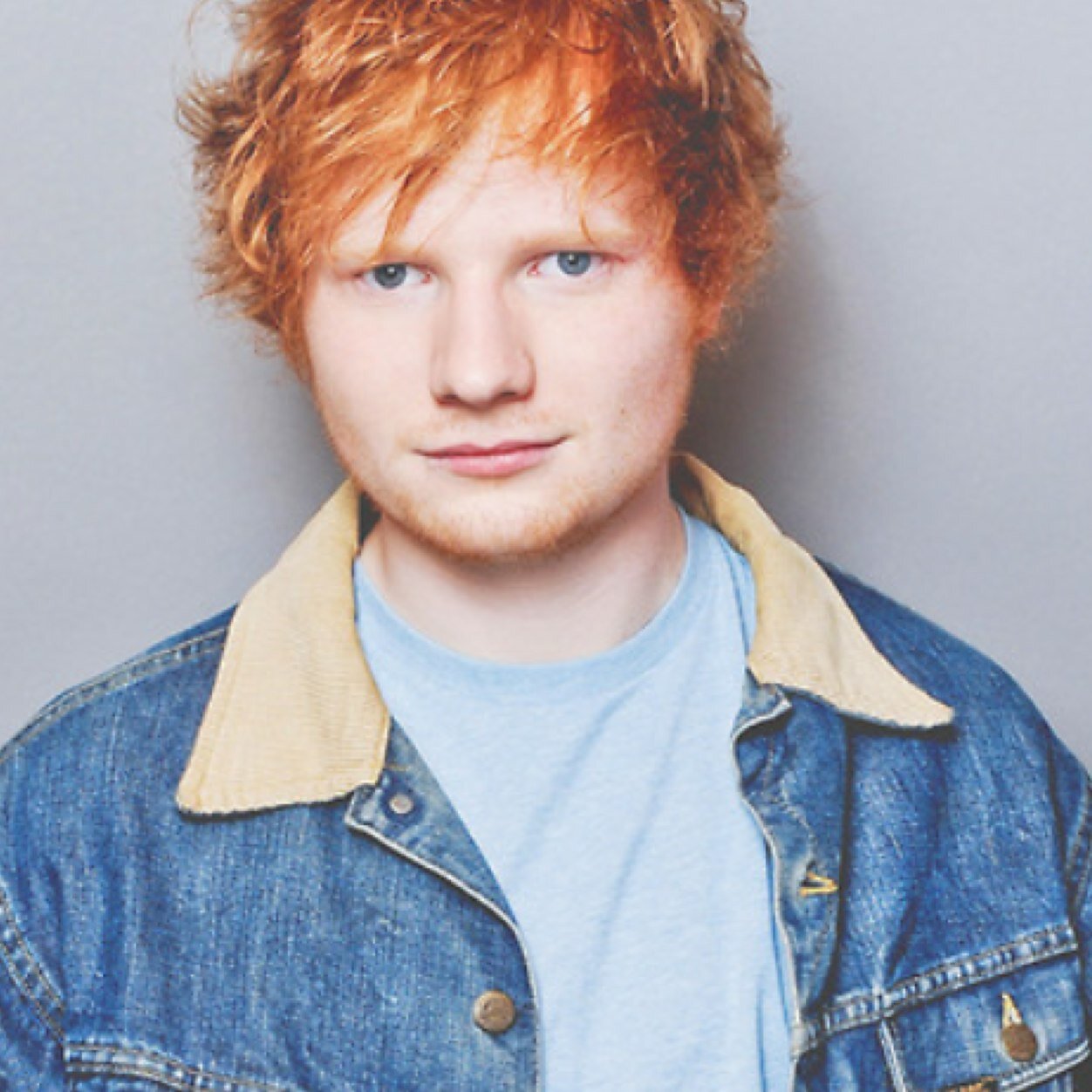 I love the ginger god ed sheeran and i exspress my love for him in 140 characters or less!!