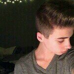 im 17 im pr and dr i love girls who play video games watch movies