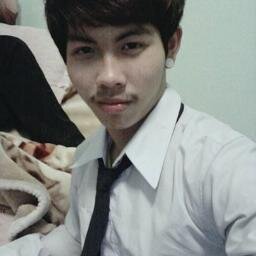 ผมพึ่งหัดเล่นทวิตครับ ติดตามผมนักๆเน้อครับบ
