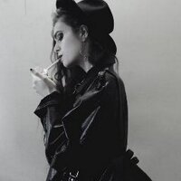 Evely Jones (@pickpockct) Twitter profile photo
