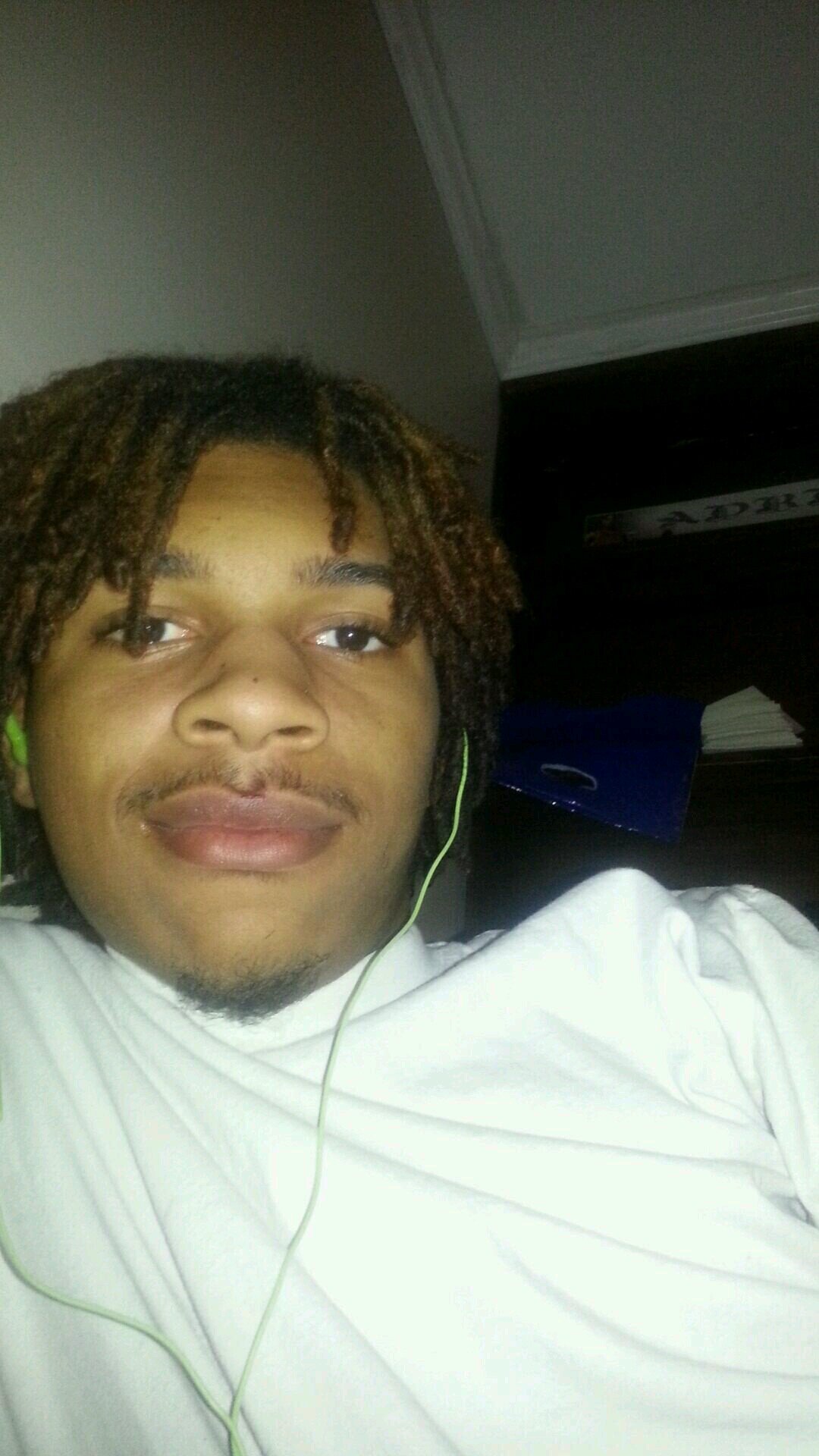 I am that #TeamTaken |#TeamNike |#TeamLightBrownSkin |#TeamCancer |#TeamJuly8 |#TeamBasketball |#TeamTrack&Field |#TeamBowling | #TeaFollow me and I follow you!