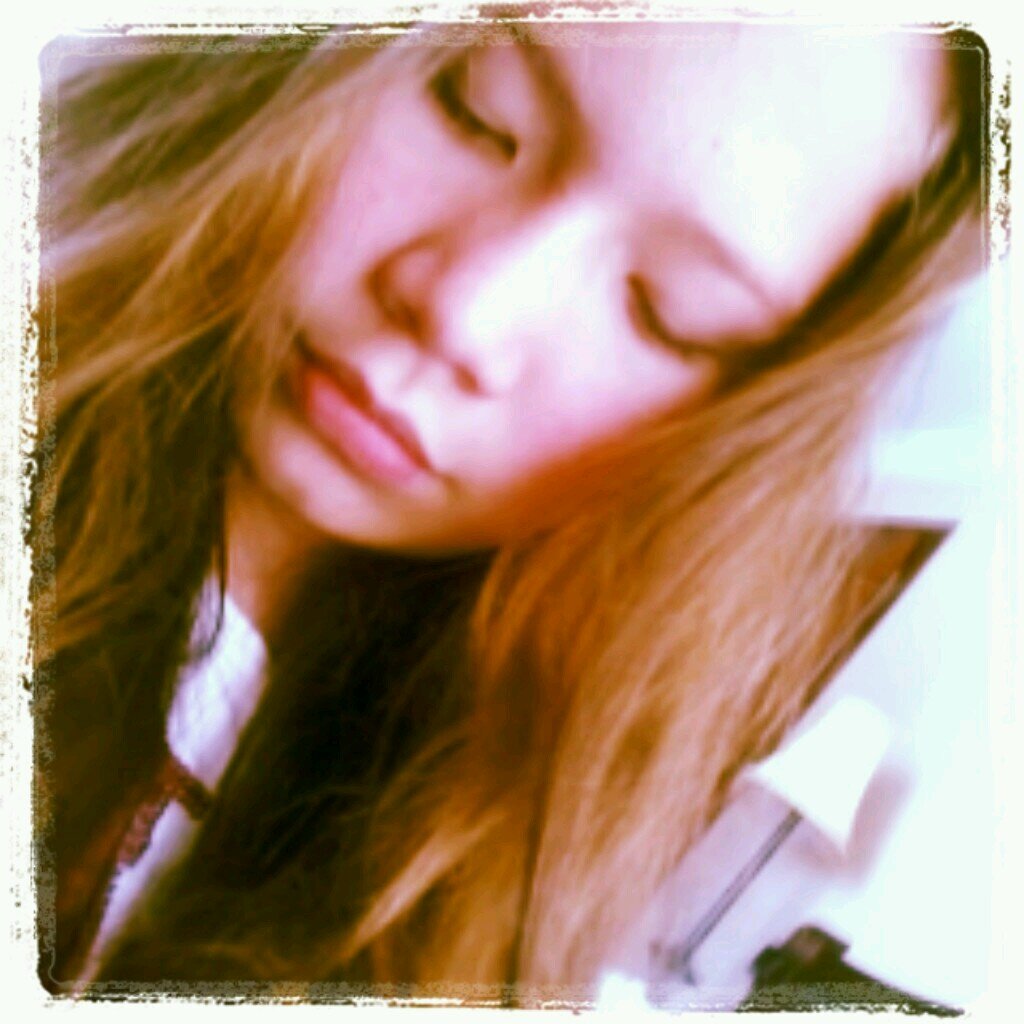 Love one direction are the best of my life!! :-) :-)