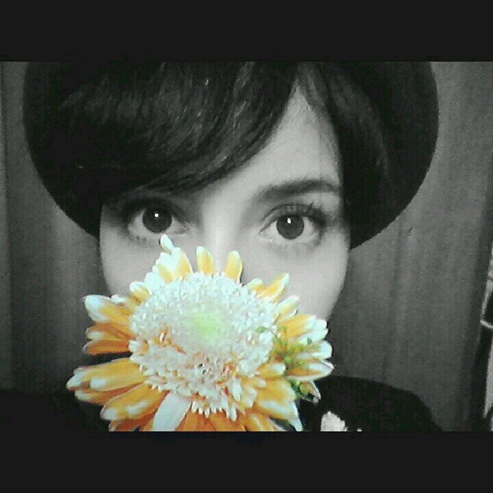Soy ruido y silencio | Víctima de ojeras perpetuas
