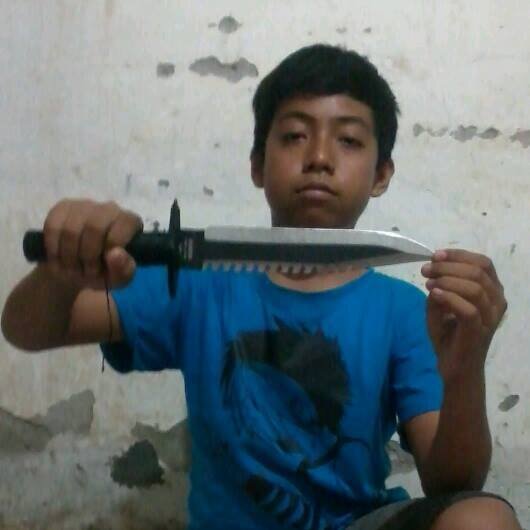 suka ngerjain orang di kelas contoh @Agung_Adriandhy