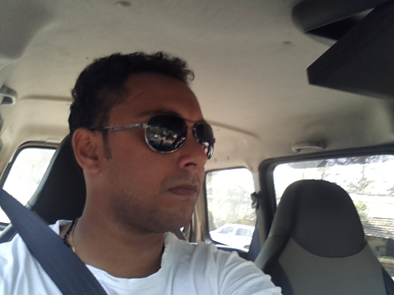 crazy guy, foodie, traveller....