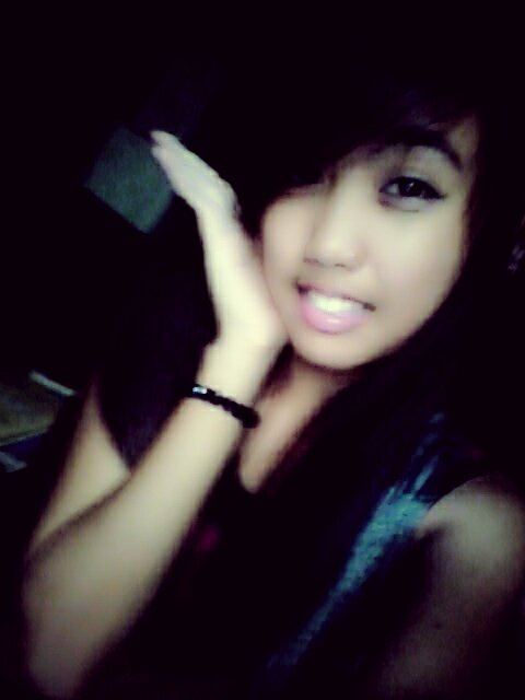 bes_pogi's profile picture. Lucky i'm inLove with my BESTFRIEND ! :')