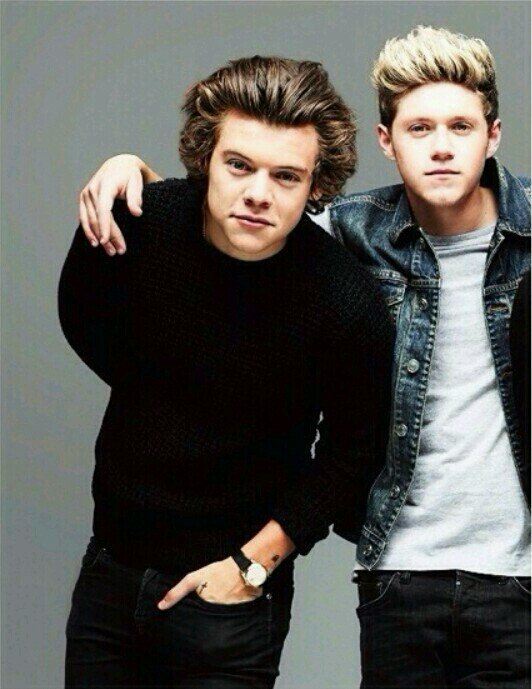 Please Follow @Harrrystagram_x She's Trying To Get 1k