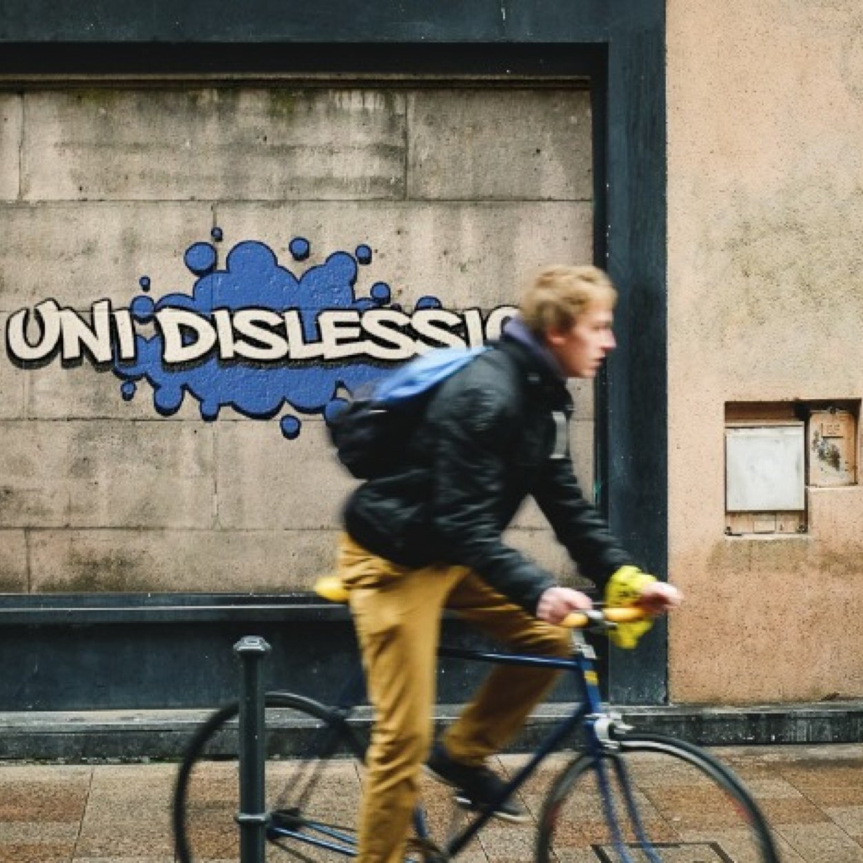 Ritwitto tutte le informazioni e i suggerimenti riguardo strumenti compensativi e idee per l'università. ( scrivete il twiit con alla fine @Dislessici1)