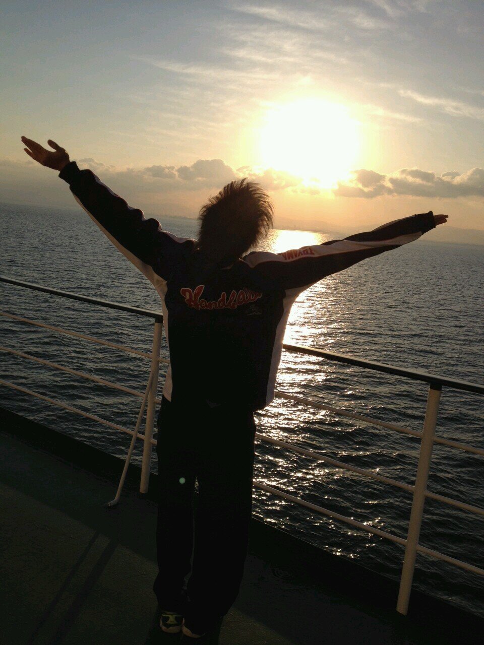 yosinao004281's profile picture. RADWIMPS、ワンオクロック、他にも色々＼(^o^)／