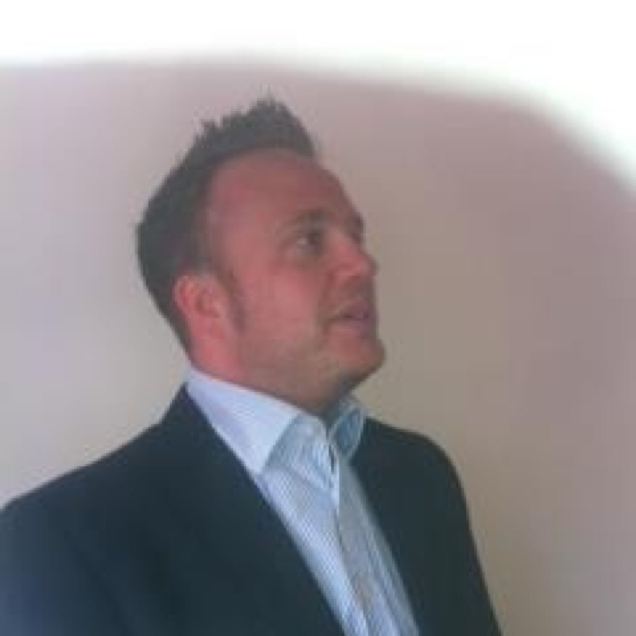 Owner of Agent Media Group : Love anything to do with marketing, property, fishing & travelling. Happy tweeting :-) http://t.co/Z09Hw8NeWo