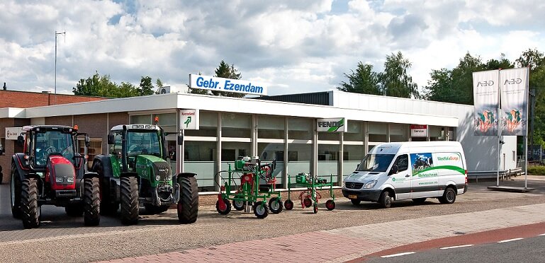GebrEzendamBV's profile picture. Gebr. Ezendam BV landbouw,- veehouderij,- en kwekerijtechniek. Eigen ontwikkeling Globus kwekerijmachines.  Dealer Fendt, Valtra etc! MIone Melkrobot it is!